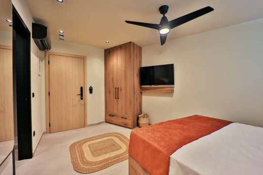 🌿 Double Room – Basement Level